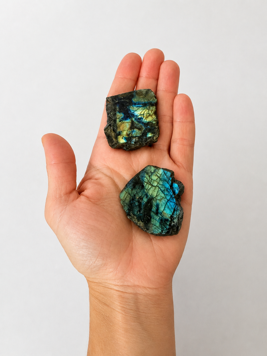 Labradorite Rough