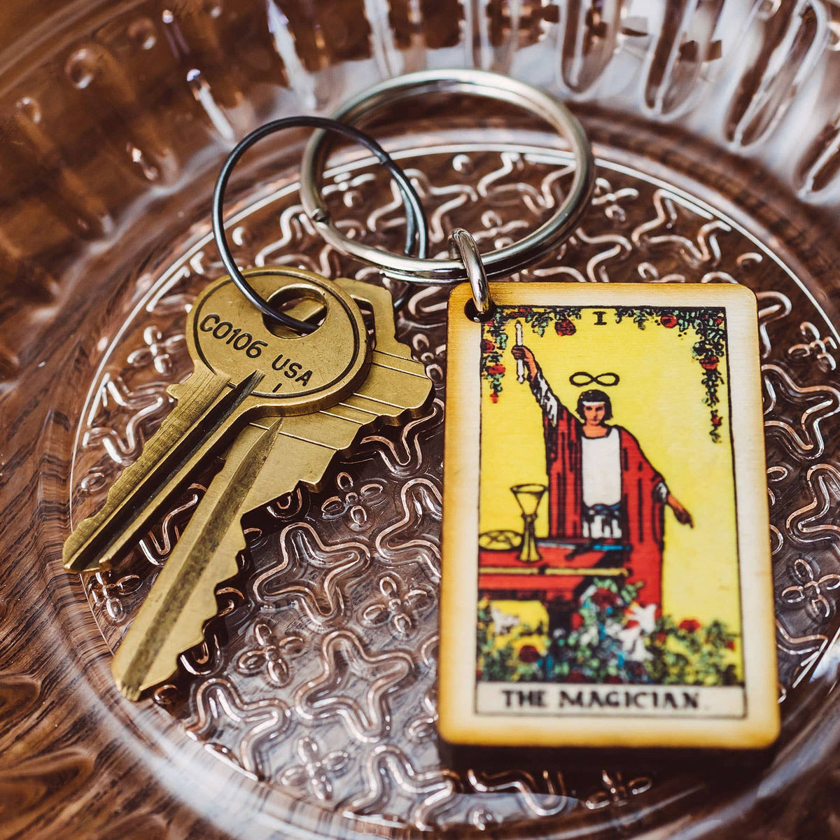 Tarot - 1 - the Magician Keychain